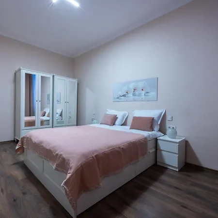 Julie Suite Top Center Σόφια Εξωτερικό φωτογραφία