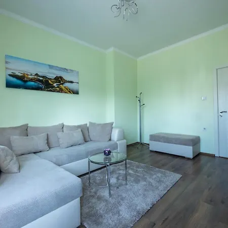 Julie Suite Top Center Σόφια Εξωτερικό φωτογραφία